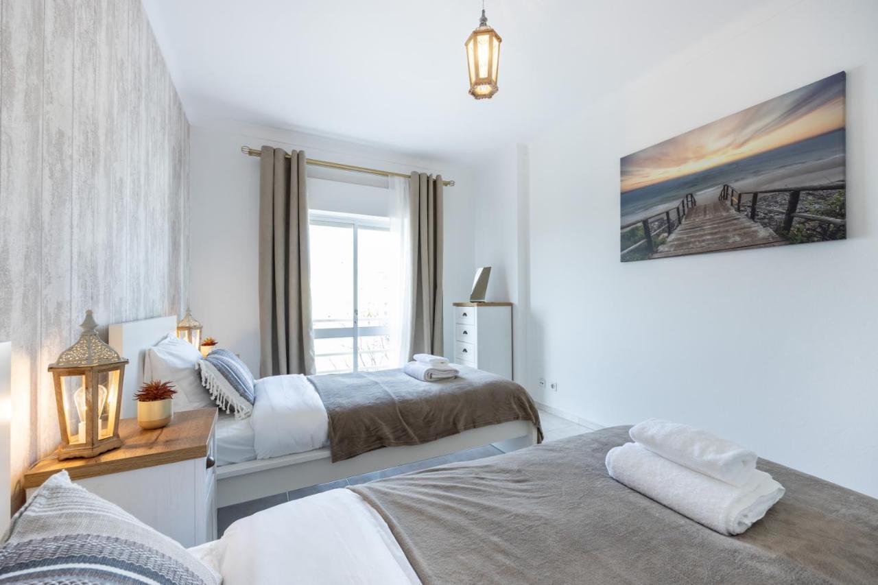Stylish Seashore Apartment Lagos Esterno foto