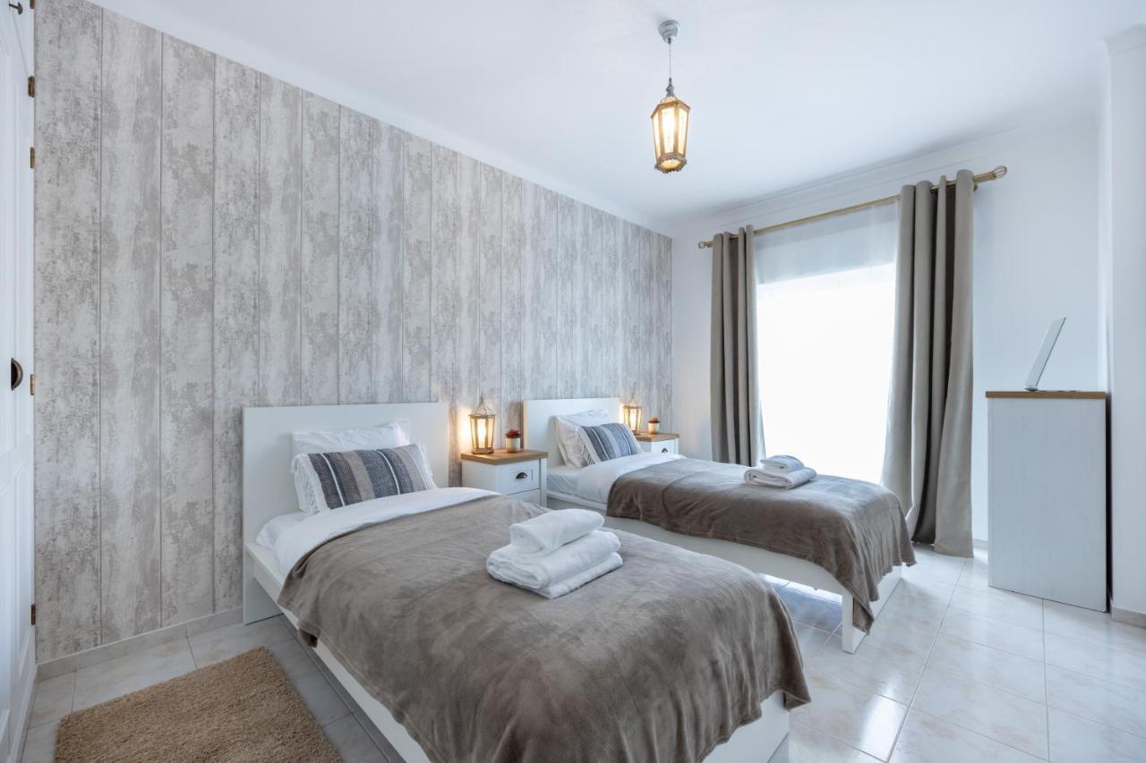 Stylish Seashore Apartment Lagos Esterno foto